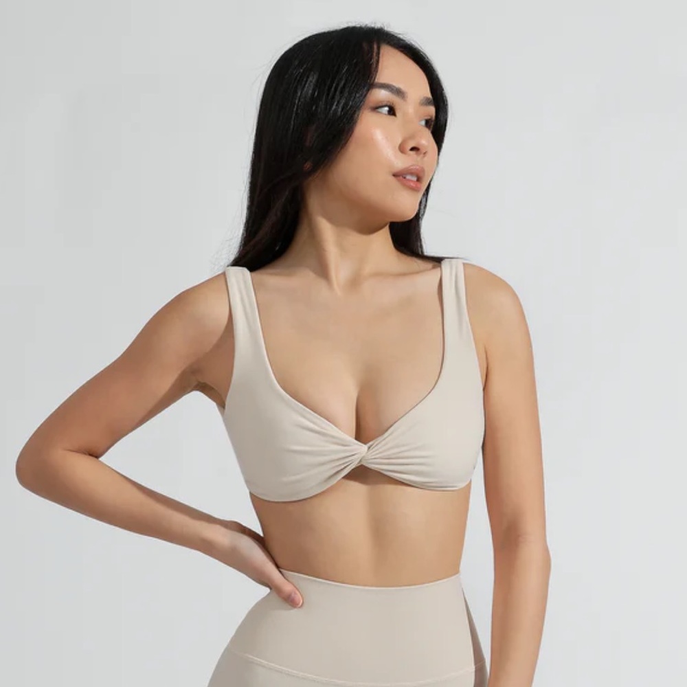 BuffBunny Twisted Bra - Starlight